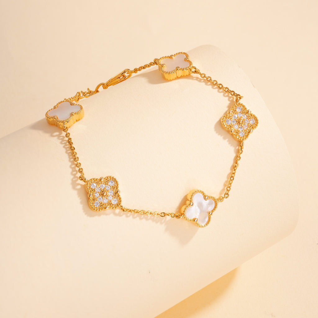 Eterna Clover Bracelet